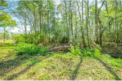 26 Holly Springs Dr, Conroe, TX 77302 - Photo 15