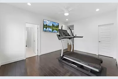 802 W 30th Street, Houston, TX 77018 - Photo 37