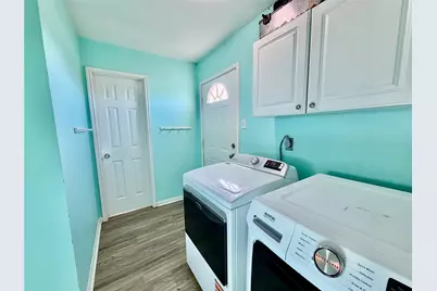 1814 Blue Water Highway, Surfside Beach, TX 77541 - Photo 9