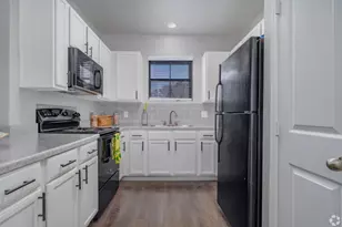 6710 Babcock Rd, San Antonio, TX 78249 - Photo 7