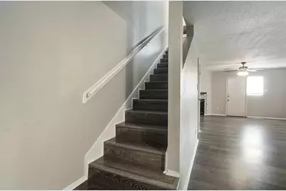 8704 Victorian Village Drive #8704, Houston, TX 77071 - Photo 11