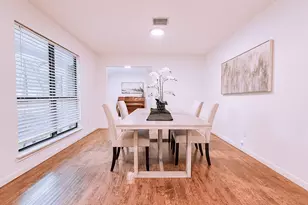 27216 Blueberry Hill Dr, Conroe, TX 77385 - Photo 5