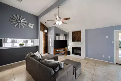 1804 Spruce Drive, Rosenberg, TX 77471 - Photo 5