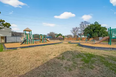 4251 Southchase Lane, Houston, TX 77014 - Photo 41