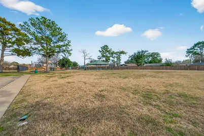 4251 Southchase Lane, Houston, TX 77014 - Photo 39