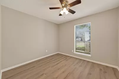 4251 Southchase Lane, Houston, TX 77014 - Photo 25