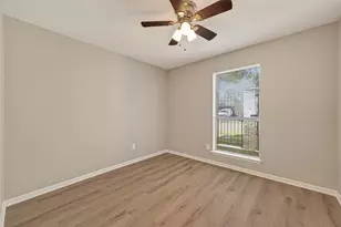 4251 Southchase Ln, Houston, TX 77014 - Photo 25