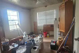 1220 Vallejo St, El Campo, TX 77437 - Photo 9