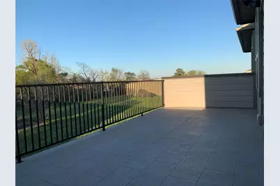 10942 Cannes Memorial Dr, Houston, TX 77043 - Photo 23