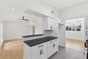 12319 Renwick Dr, Houston, TX 77035 - Photo 21