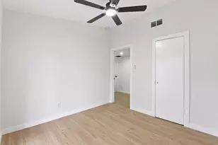 12319 Renwick Dr, Houston, TX 77035 - Photo 27