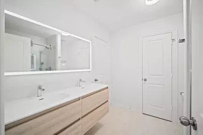 2206 Summerblossom Lane, Houston, TX 77077 - Photo 31