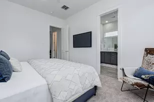 1131 W 17th St, Houston, TX 77008 - Photo 25