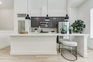 1131 W 17th St, Houston, TX 77008 - Photo 13