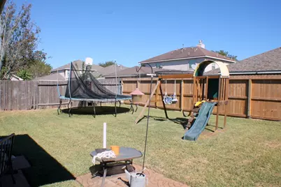 7910 Autumn Fall Street, Baytown, TX 77523 - Photo 23