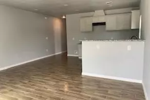 327 Delaware St, Houston, TX 77029 - Photo 11