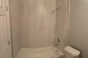 327 Delaware St, Houston, TX 77029 - Photo 7