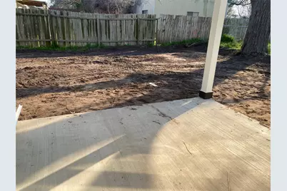 207 Malleck Street, Columbus, TX 78934 - Photo 5