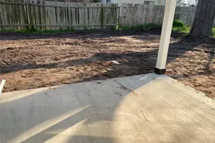 207 Malleck St, Columbus, TX 78934 - Photo 5