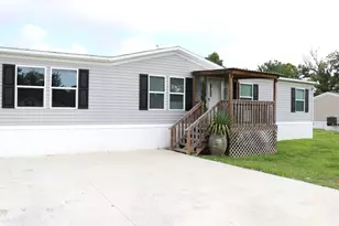 5419 Carriage Trails Ln, Mont Belvieu, TX 77523 - Photo 3