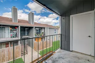 8034 Antoine Dr, Houston, TX 77088 - Photo 3