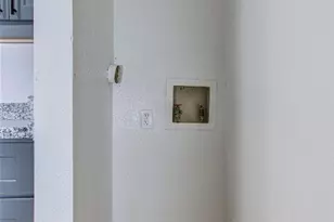 8034 Antoine Dr, Houston, TX 77088 - Photo 19