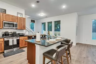 414 Magnolia St, Richwood, TX 77531 - Photo 3