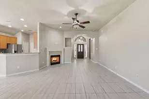 39 N Merryweather Cir, The Woodlands, TX 77384 - Photo 9