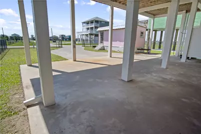 871 Townsend, Crystal Beach, TX 77650 - Photo 33