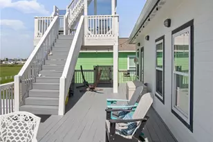 871 Townsend, Crystal Beach, TX 77650 - Photo 3
