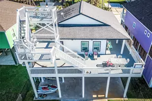 871 Townsend, Crystal Beach, TX 77650 - Photo 1