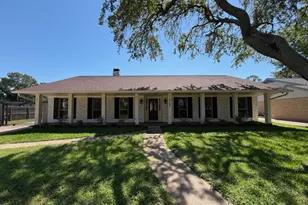 2742 Triway Ln, Houston, TX 77043 - Photo 1