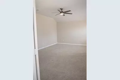 2923 Vales Point Drive, Fresno, TX 77545 - Photo 5