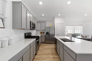 7327 Bartoncliff Dr, Katy, TX 77493 - Photo 11