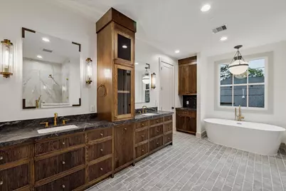 1714 Viking Drive, Houston, TX 77018 - Photo 11