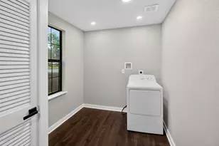 428 Van Molan St, Houston, TX 77022 - Photo 21