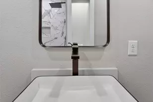 428 Van Molan St, Houston, TX 77022 - Photo 23