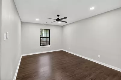 428 Van Molan Street, Houston, TX 77022 - Photo 17