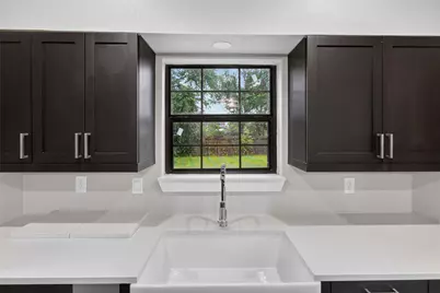 428 Van Molan Street, Houston, TX 77022 - Photo 11