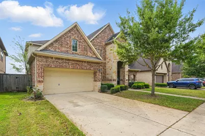 4927 Blackwater Lane, Sugar Land, TX 77479 - Photo 3