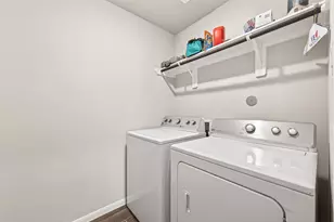 13306 Dalvay Beach Dr, Texas City, TX 77568 - Photo 23