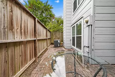 711 Worthshire Street, Houston, TX 77008 - Photo 27