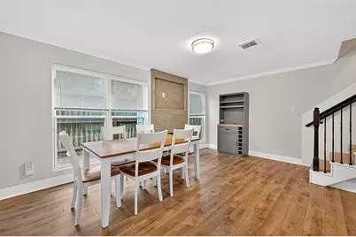 711 Worthshire Street, Houston, TX 77008 - Photo 9