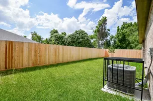 6519 Utah St, Houston, TX 77091 - Photo 31