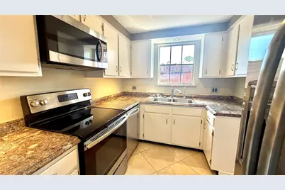 11710 Southlake Drive #16, Houston, TX 77077 - Photo 13