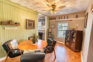 460 7th St, Somerville, TX 77879 - Photo 13