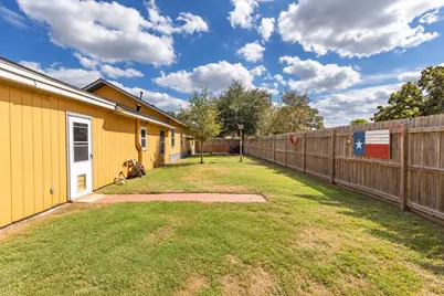 460 7th Street, Somerville, TX 77879 - Photo 23