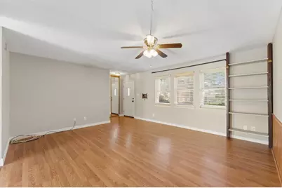 10556 Hammerly Boulevard #328, Houston, TX 77043 - Photo 5