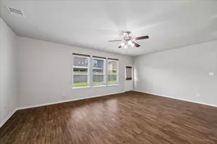 14618 Ruddy Duck Ln, Houston, TX 77049 - Photo 3