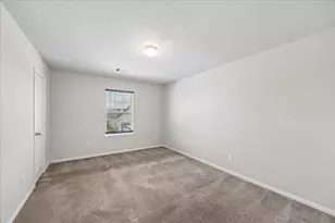 14618 Ruddy Duck Ln, Houston, TX 77049 - Photo 9